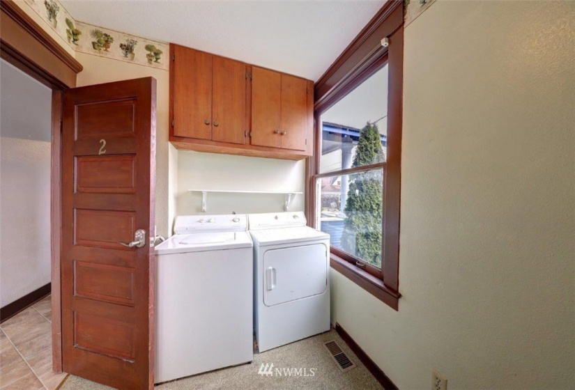 211 Pearl, Ilwaco, Washington 98624, 8 Bedrooms Bedrooms, ,5 BathroomsBathrooms,Residential,For Sale,Barnes Add 03 04 E60',Pearl,NWM1874672