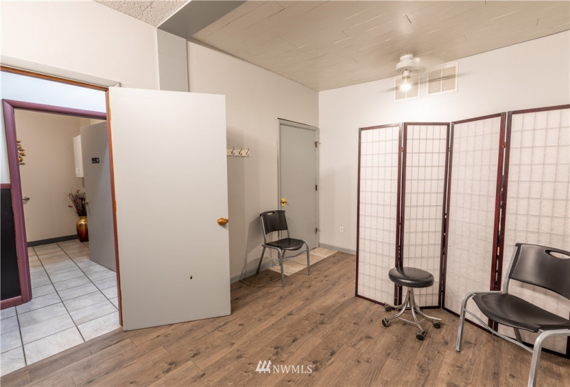 54 Basin, Ephrata, Washington 98823, ,Commercial Sale,For Sale,Basin,NWM1876400