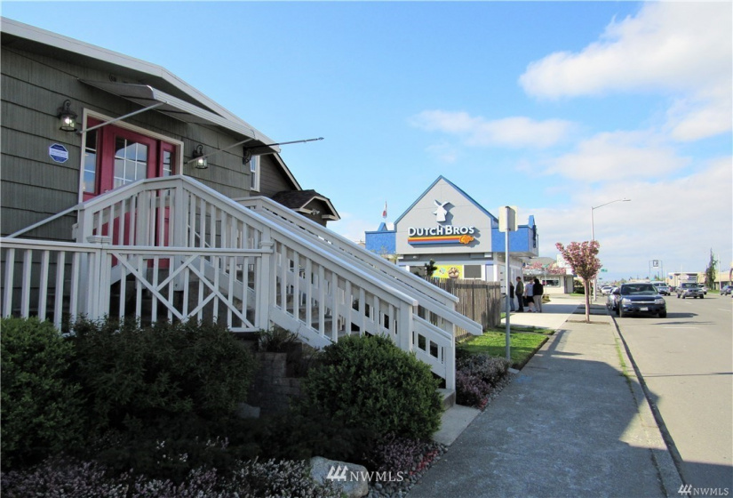 2212 Broadway, Everett, Washington 98201, ,Commercial Sale,For Sale,Broadway,NWM1876319