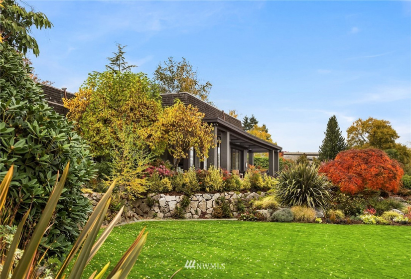 1526 Lakeside, Seattle, Washington 98144, 4 Bedrooms Bedrooms, ,2 BathroomsBathrooms,Residential,For Sale,BURKES 2ND ADD,Lakeside,NWM1875899