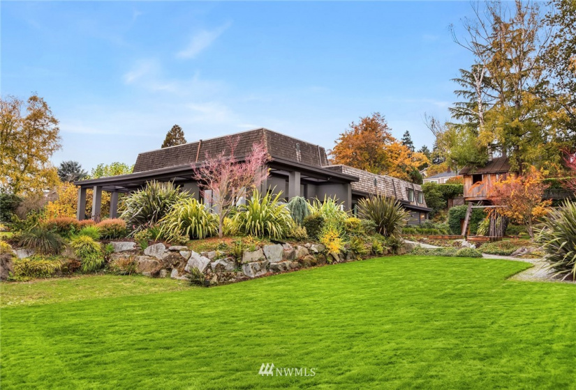 1526 Lakeside, Seattle, Washington 98144, 4 Bedrooms Bedrooms, ,2 BathroomsBathrooms,Residential,For Sale,BURKES 2ND ADD,Lakeside,NWM1875903