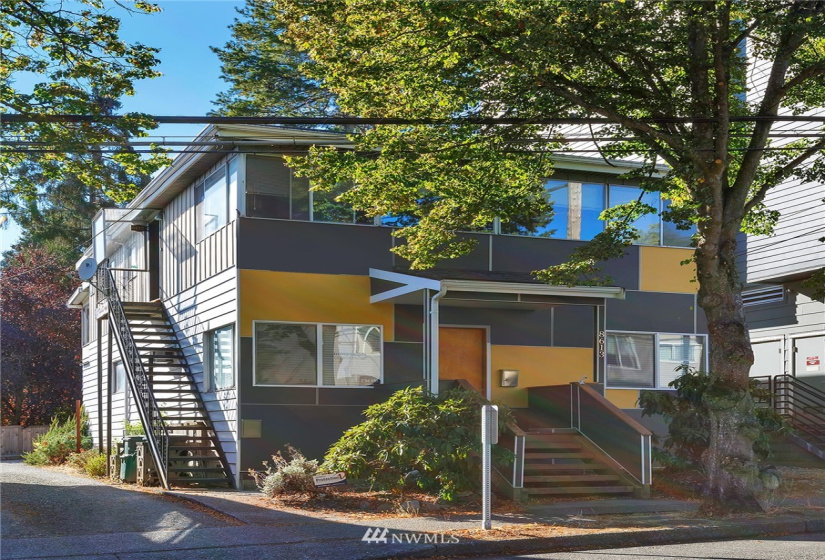 8613 Roosevelt, Seattle, Washington 98115, ,Residential Income,For Sale,Roosevelt,NWM1876298