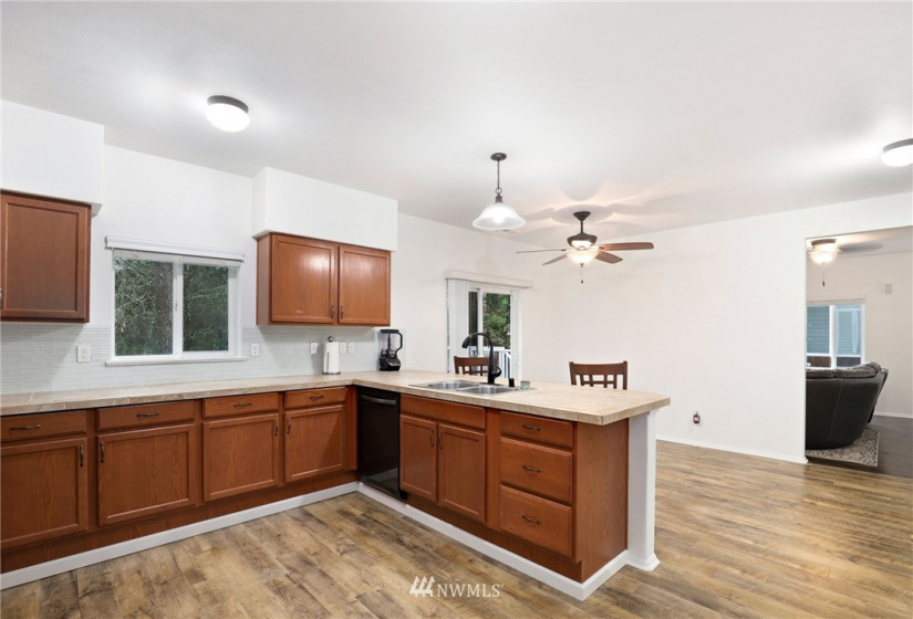 12018 61st, Gig Harbor, Washington 98332, 4 Bedrooms Bedrooms, ,2 BathroomsBathrooms,Residential,For Sale,61st,NWM1873629