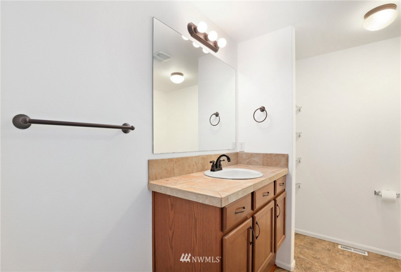 12018 61st, Gig Harbor, Washington 98332, 4 Bedrooms Bedrooms, ,2 BathroomsBathrooms,Residential,For Sale,61st,NWM1873629