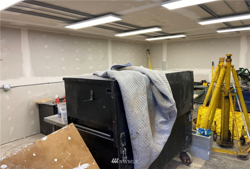 1904 Stewart, Tacoma, Washington 98433, ,Commercial Sale,For Sale,Stewart,NWM1876414