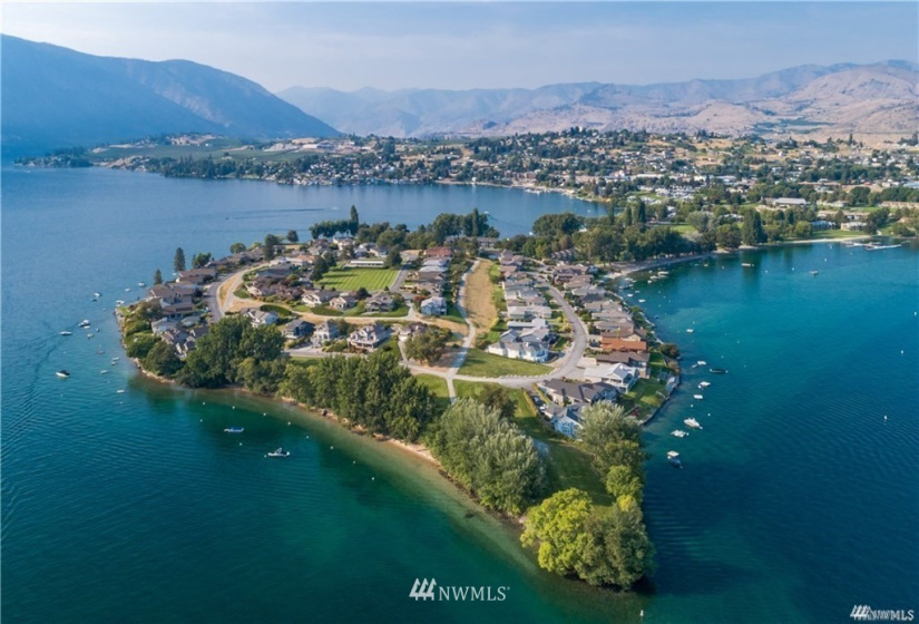 1 Nekquelekin 425-L, Manson, Washington 98831, 1 Bedroom Bedrooms, ,1 BathroomBathrooms,Residential,For Sale,Nekquelekin,Nekquelekin 425-L,NWM1876311