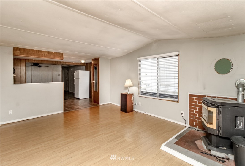 436 Long, Wilkeson, Washington 98396, 2 Bedrooms Bedrooms, ,1 BathroomBathrooms,Residential,For Sale,Long,NWM1876578