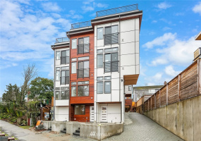 3215 Fuhrman, Seattle, Washington 98102, 4 Bedrooms Bedrooms, ,Residential,For Sale,Fuhrman,NWM1874938