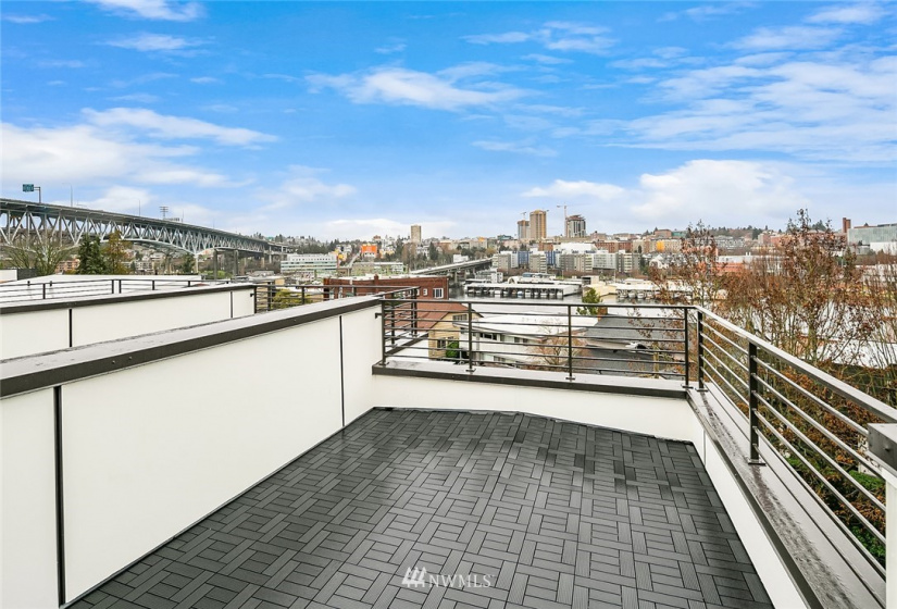 3215 Fuhrman, Seattle, Washington 98102, 4 Bedrooms Bedrooms, ,Residential,For Sale,Fuhrman,NWM1874938