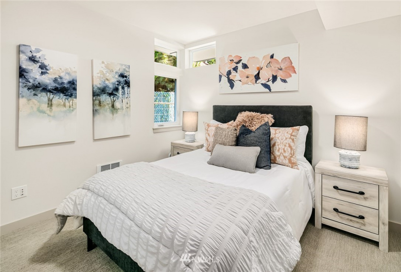 3215 Fuhrman, Seattle, Washington 98102, 4 Bedrooms Bedrooms, ,Residential,For Sale,Fuhrman,NWM1874938