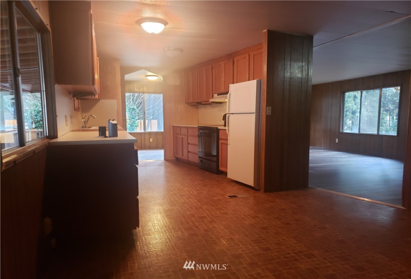 6905 201st, Spanaway, Washington 98387, 2 Bedrooms Bedrooms, ,1 BathroomBathrooms,Residential,For Sale,Fir Meadows,201st,NWM1876658