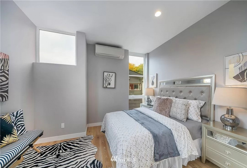 417 Martin Luther King JR Wy S, Seattle, Washington 98144, 2 Bedrooms Bedrooms, ,Residential Lease,For Rent,Martin Luther King JR Wy S,NWM1876745