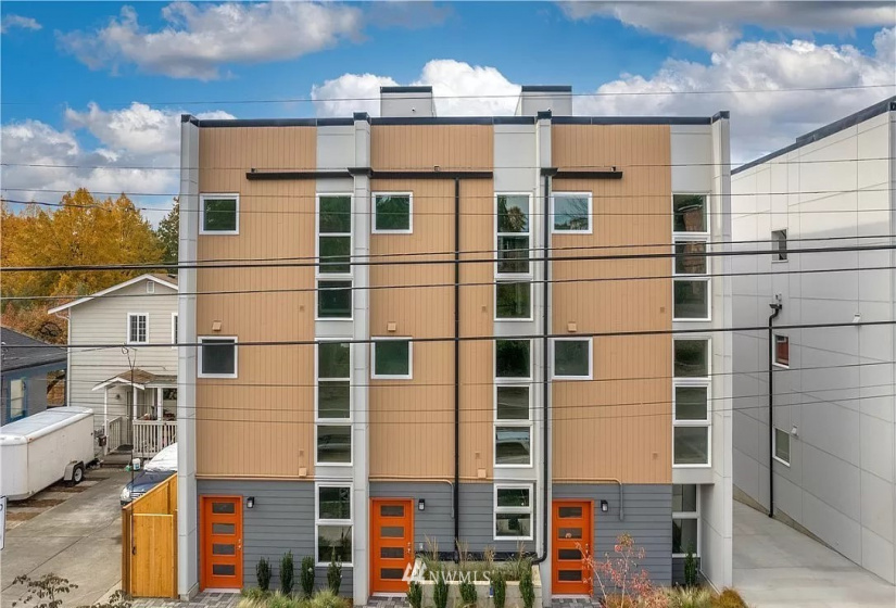 417 Martin Luther King JR Wy S, Seattle, Washington 98144, 2 Bedrooms Bedrooms, ,Residential Lease,For Rent,Martin Luther King JR Wy S,NWM1876745