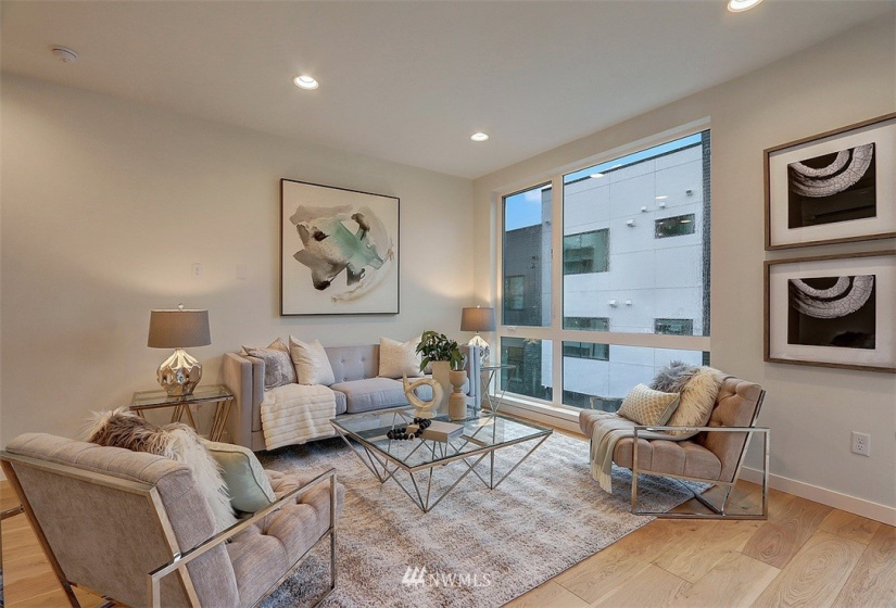 1518 A 5th, Seattle, Washington 98109, 3 Bedrooms Bedrooms, ,2 BathroomsBathrooms,Residential,For Sale,5th,NWM1876772
