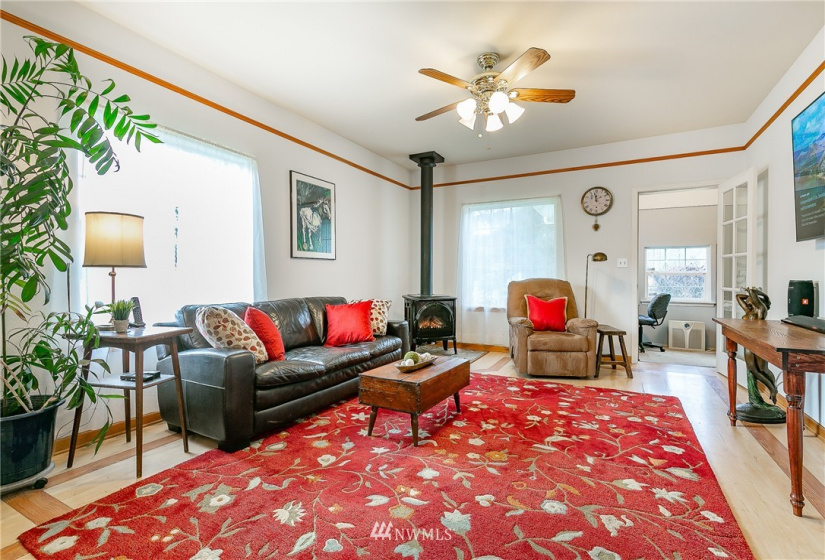 6407 Mt Baker Highway, Deming, Washington 98244, 3 Bedrooms Bedrooms, ,1 BathroomBathrooms,Residential,For Sale,Mt Baker Highway,NWM1876775