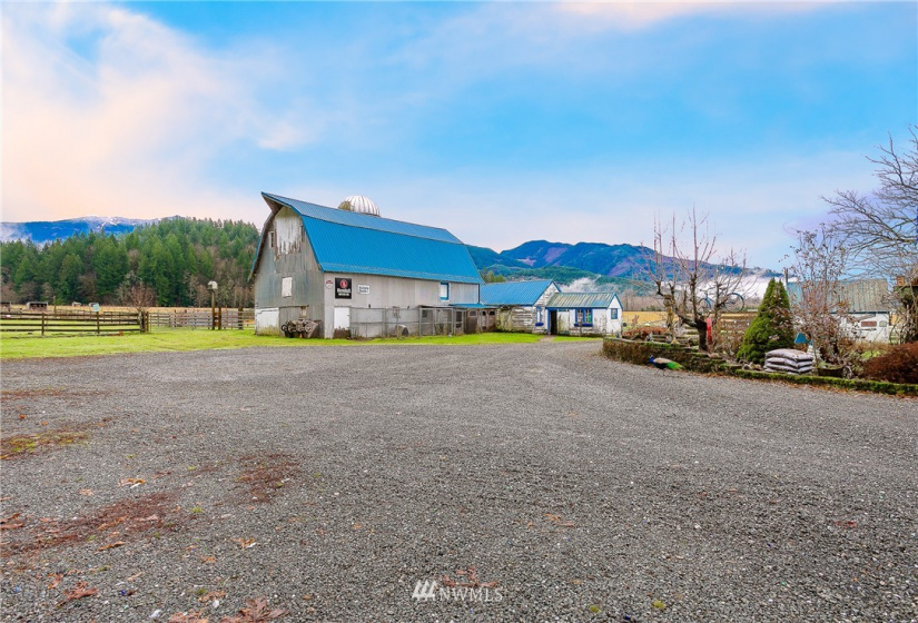6407 Mt Baker Highway, Deming, Washington 98244, 3 Bedrooms Bedrooms, ,1 BathroomBathrooms,Residential,For Sale,Mt Baker Highway,NWM1876775