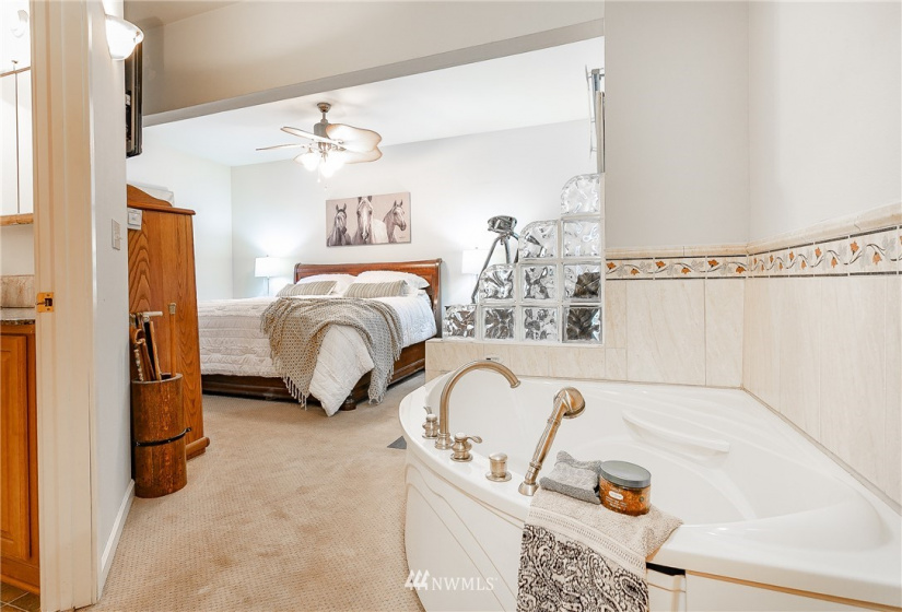 6407 Mt Baker Highway, Deming, Washington 98244, 3 Bedrooms Bedrooms, ,1 BathroomBathrooms,Residential,For Sale,Mt Baker Highway,NWM1876775