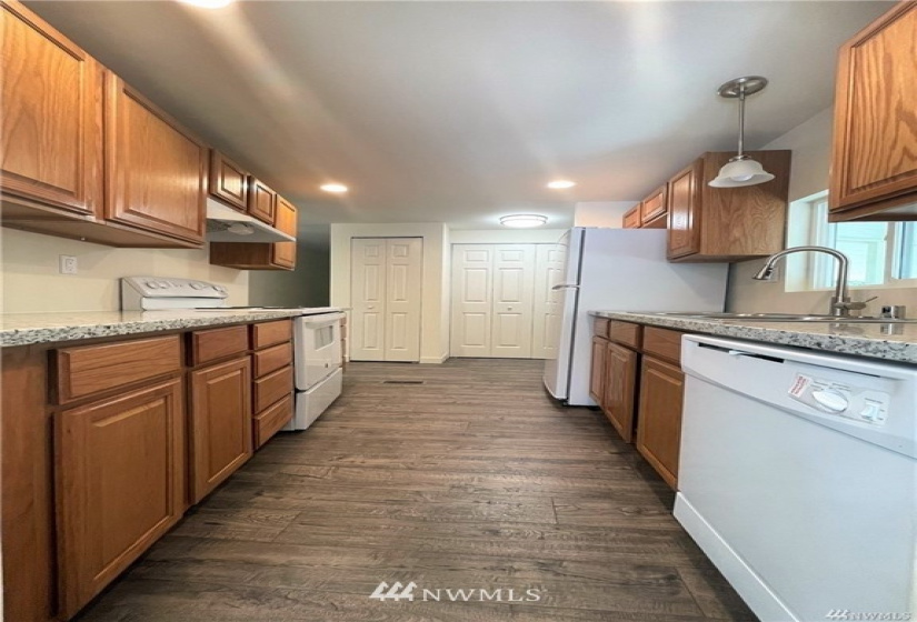 6147 Shamrock, Maple Falls, Washington 98266, 2 Bedrooms Bedrooms, ,2 BathroomsBathrooms,Residential,For Sale,PARADISE LAKES COUNTRY CLUB,Shamrock,NWM1876840