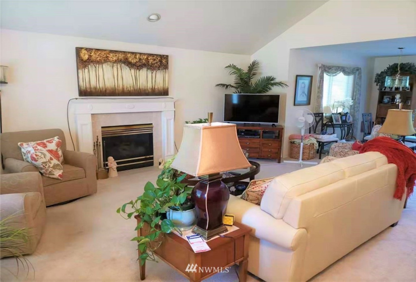 6315 73rd, University Place, Washington 98467, 2 Bedrooms Bedrooms, ,2 BathroomsBathrooms,Residential Lease,For Rent,73rd,NWM1876851