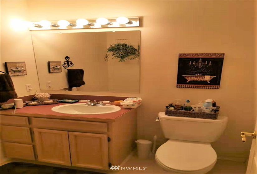 6315 73rd, University Place, Washington 98467, 2 Bedrooms Bedrooms, ,2 BathroomsBathrooms,Residential Lease,For Rent,73rd,NWM1876851