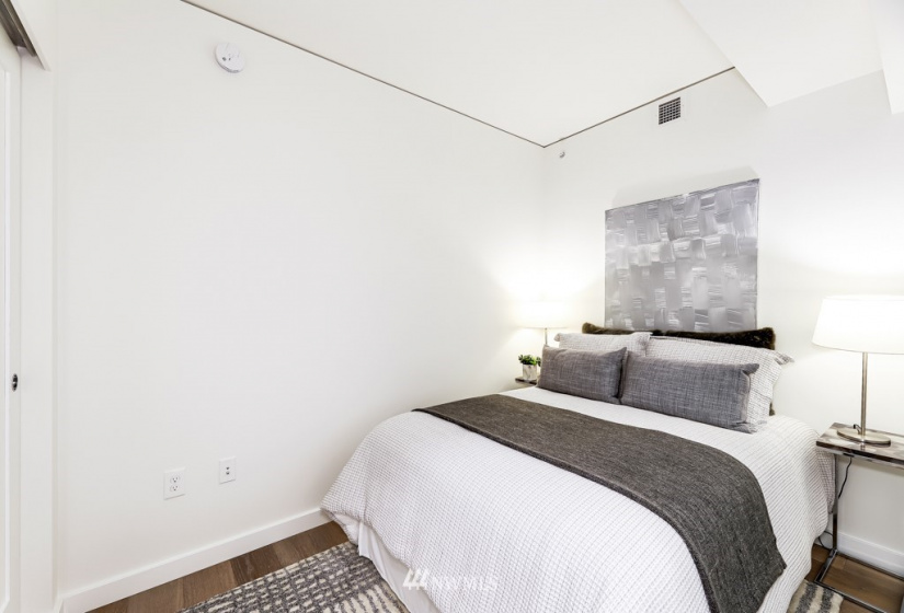 450 Main, Seattle, Washington 98104, 1 Bedroom Bedrooms, ,1 BathroomBathrooms,Residential,For Sale,KODA Condominium,Main,NWM1876751