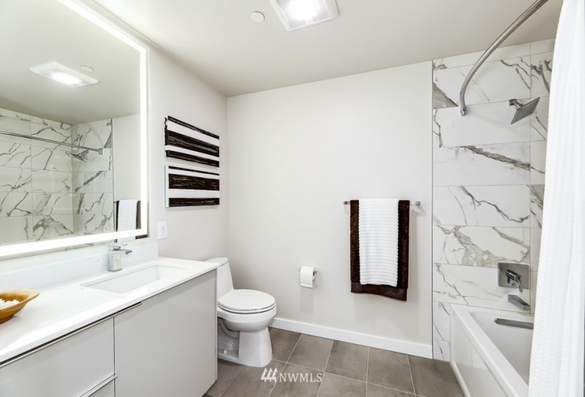 450 Main, Seattle, Washington 98104, 1 Bedroom Bedrooms, ,1 BathroomBathrooms,Residential,For Sale,KODA Condominium,Main,NWM1876751