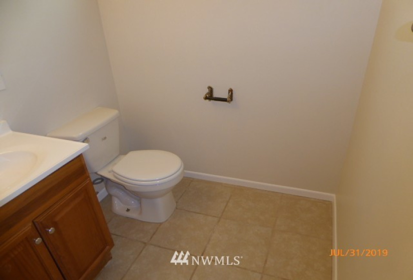 14212 37th, Bellevue, Washington 98006, 4 Bedrooms Bedrooms, ,1 BathroomBathrooms,Residential Lease,For Rent,37th,NWM1876997