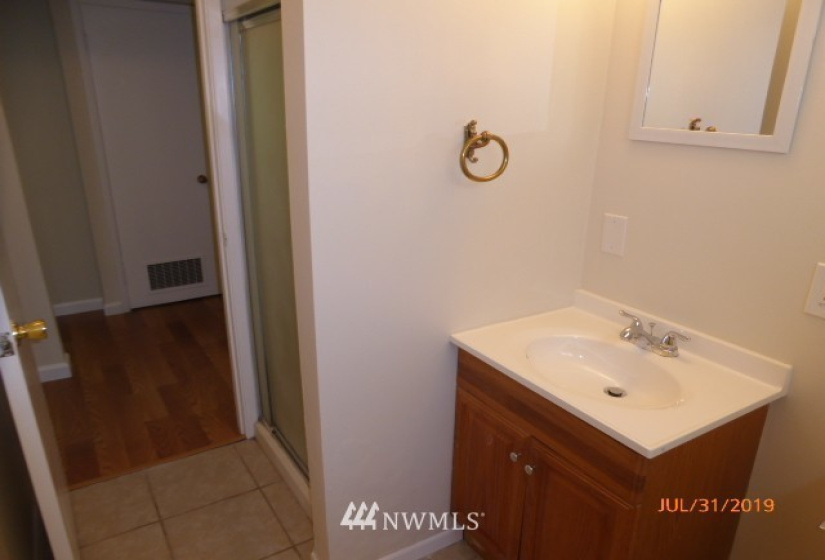 14212 37th, Bellevue, Washington 98006, 4 Bedrooms Bedrooms, ,1 BathroomBathrooms,Residential Lease,For Rent,37th,NWM1876997