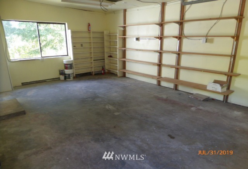 14212 37th, Bellevue, Washington 98006, 4 Bedrooms Bedrooms, ,1 BathroomBathrooms,Residential Lease,For Rent,37th,NWM1876997