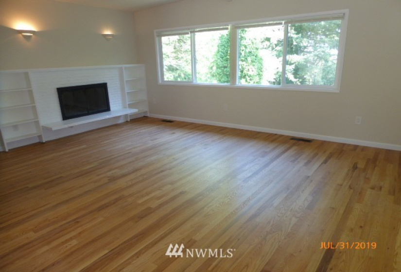 14212 37th, Bellevue, Washington 98006, 4 Bedrooms Bedrooms, ,1 BathroomBathrooms,Residential Lease,For Rent,37th,NWM1876997