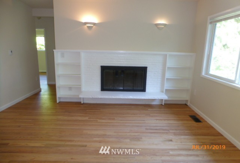 14212 37th, Bellevue, Washington 98006, 4 Bedrooms Bedrooms, ,1 BathroomBathrooms,Residential Lease,For Rent,37th,NWM1876997