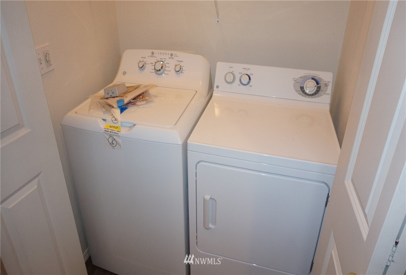 1800 40th, Renton, Washington 98056, 3 Bedrooms Bedrooms, ,1 BathroomBathrooms,Residential Lease,For Rent,40th,NWM1876998