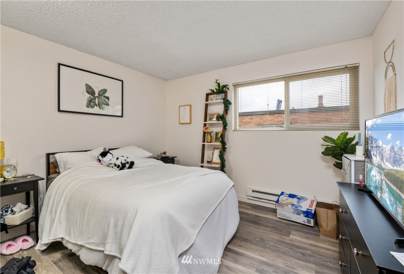8541 Phinney, Seattle, Washington 98103, ,Residential Income,For Sale,Phinney,NWM1876199