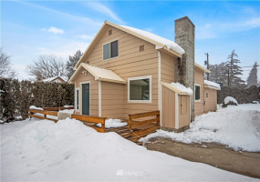 215 Birch, Waterville, Washington 98858, 2 Bedrooms Bedrooms, ,1 BathroomBathrooms,Residential,For Sale,Waterville Original,Birch,NWM1877039