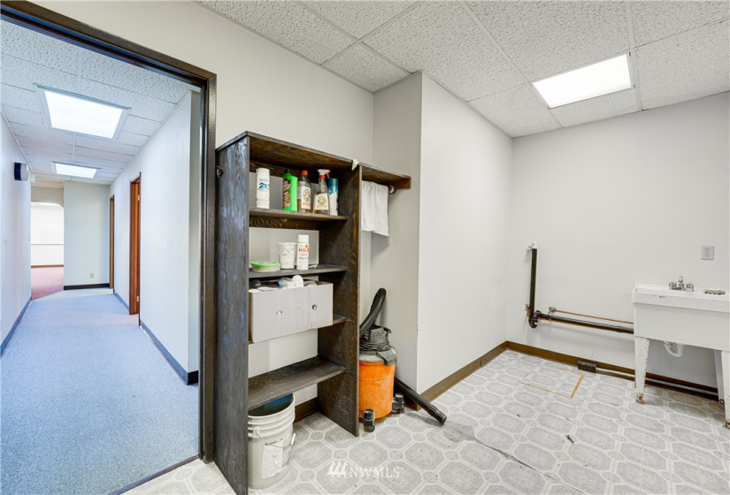 912 3rd, Sedro Woolley, Washington 98284, ,Commercial Sale,For Sale,3rd,NWM1876528