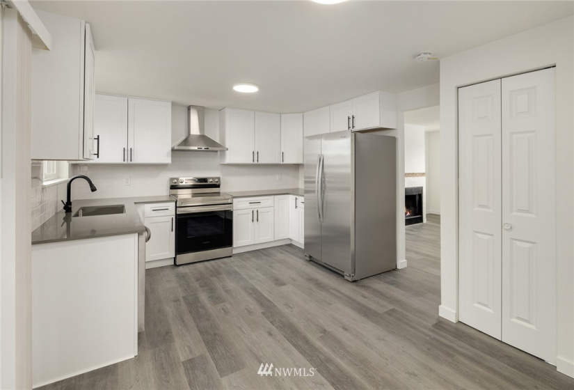 818 75th, Tacoma, Washington 98404, 2 Bedrooms Bedrooms, ,1 BathroomBathrooms,Residential Lease,For Rent,75th,NWM1876929