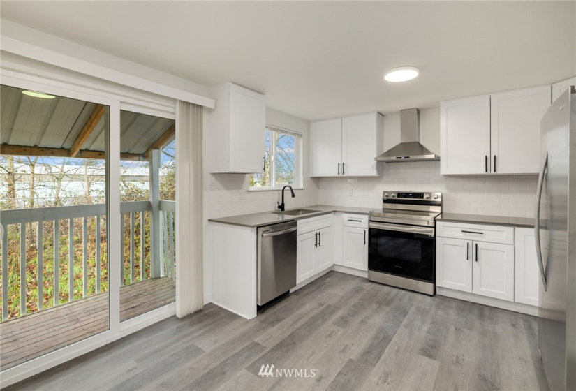 818 75th, Tacoma, Washington 98404, 2 Bedrooms Bedrooms, ,1 BathroomBathrooms,Residential Lease,For Rent,75th,NWM1876929