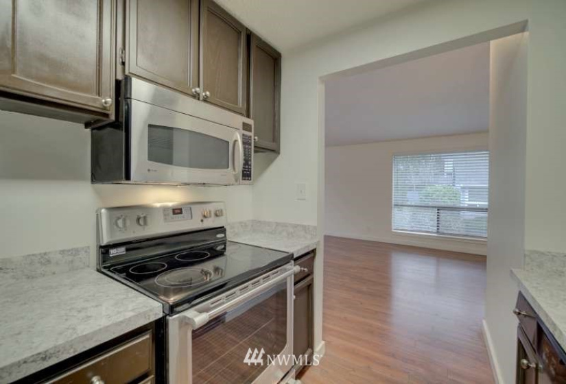 2440 140th, Bellevue, Washington 98005, 2 Bedrooms Bedrooms, ,Residential Lease,For Rent,Innisglen,140th,NWM1877153