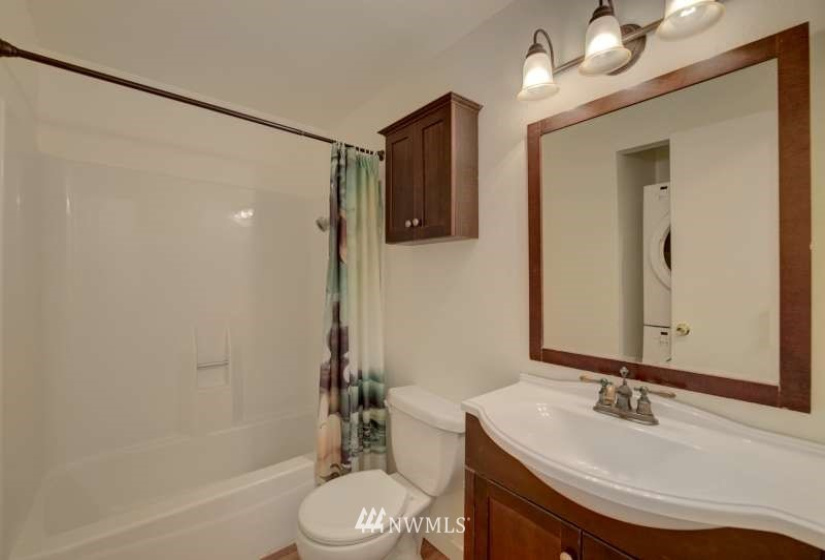 2440 140th, Bellevue, Washington 98005, 2 Bedrooms Bedrooms, ,Residential Lease,For Rent,Innisglen,140th,NWM1877153