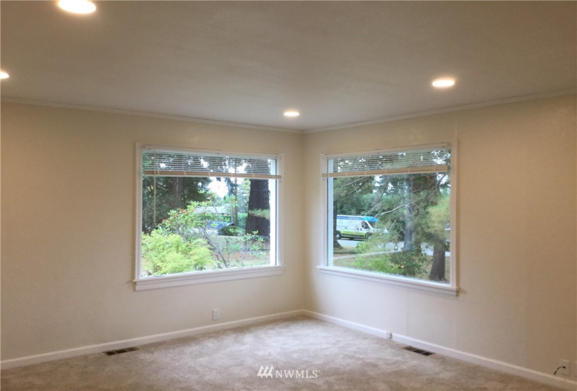 20046 10th, Shoreline, Washington 98177, 2 Bedrooms Bedrooms, ,1 BathroomBathrooms,Residential Lease,For Rent,10th,NWM1877004