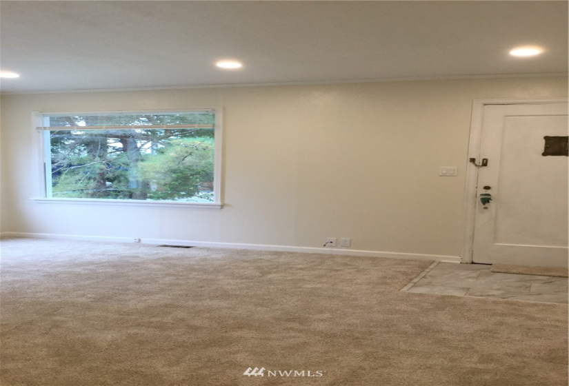 20046 10th, Shoreline, Washington 98177, 2 Bedrooms Bedrooms, ,1 BathroomBathrooms,Residential Lease,For Rent,10th,NWM1877004