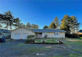 133 Octopus, Ocean Shores, Washington 98569, 3 Bedrooms Bedrooms, ,2 BathroomsBathrooms,Residential,For Sale,3,Octopus,NWM1877228