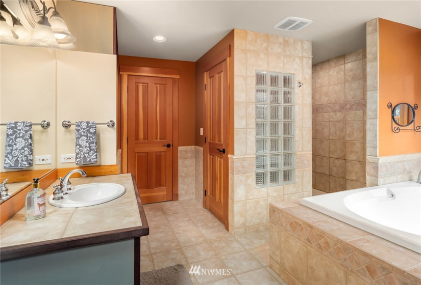 14020 66th, Lake Stevens, Washington 98258, 5 Bedrooms Bedrooms, ,3 BathroomsBathrooms,Residential,For Sale,66th,NWM1877230