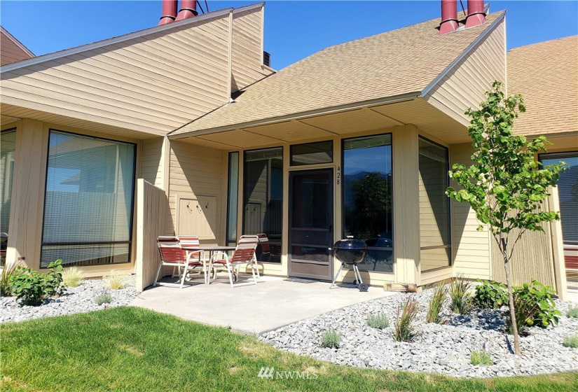 1 Nekquelekin 413-F, Manson, Washington 98831, 2 Bedrooms Bedrooms, ,2 BathroomsBathrooms,Residential,For Sale,Nekquelekin,Nekquelekin 413-F,NWM1877147
