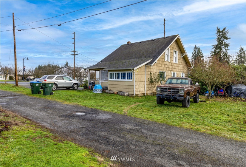 225 2nd, Napavine, Washington 98565, 3 Bedrooms Bedrooms, ,1 BathroomBathrooms,Residential,For Sale,2nd,NWM1876590