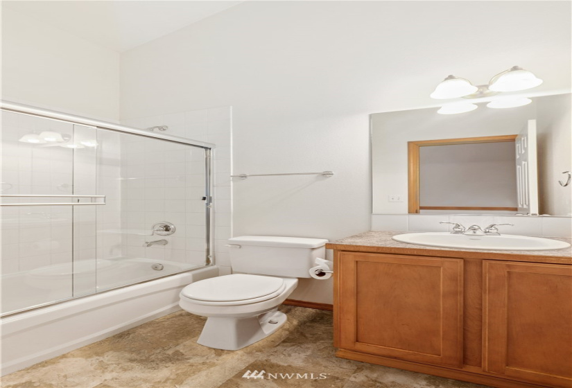 3644 Courtland, Seattle, Washington 98144, 3 Bedrooms Bedrooms, ,2 BathroomsBathrooms,Residential Lease,For Rent,Courtland,NWM1877415