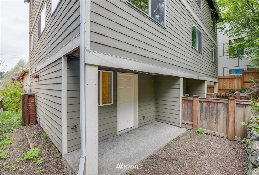 3644 Courtland, Seattle, Washington 98144, 3 Bedrooms Bedrooms, ,2 BathroomsBathrooms,Residential Lease,For Rent,Courtland,NWM1877415