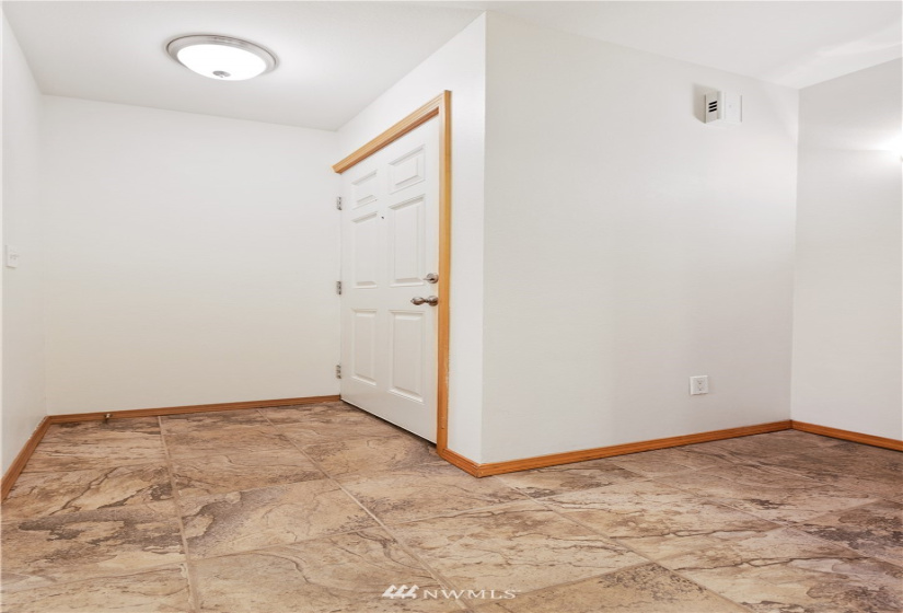 3644 Courtland, Seattle, Washington 98144, 3 Bedrooms Bedrooms, ,2 BathroomsBathrooms,Residential Lease,For Rent,Courtland,NWM1877415