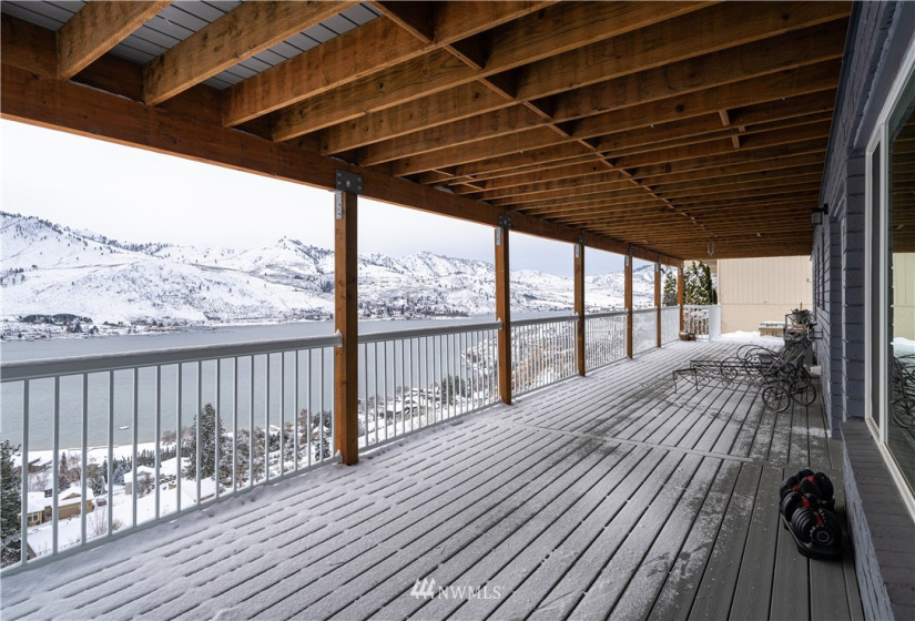 826 Golf Course, Chelan, Washington 98816, 4 Bedrooms Bedrooms, ,1 BathroomBathrooms,Residential,For Sale,GAUKROGER SUBDIVISION,Golf Course,NWM1875074