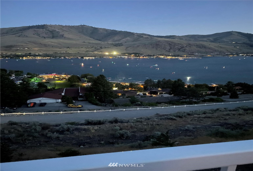 826 Golf Course, Chelan, Washington 98816, 4 Bedrooms Bedrooms, ,1 BathroomBathrooms,Residential,For Sale,GAUKROGER SUBDIVISION,Golf Course,NWM1875074